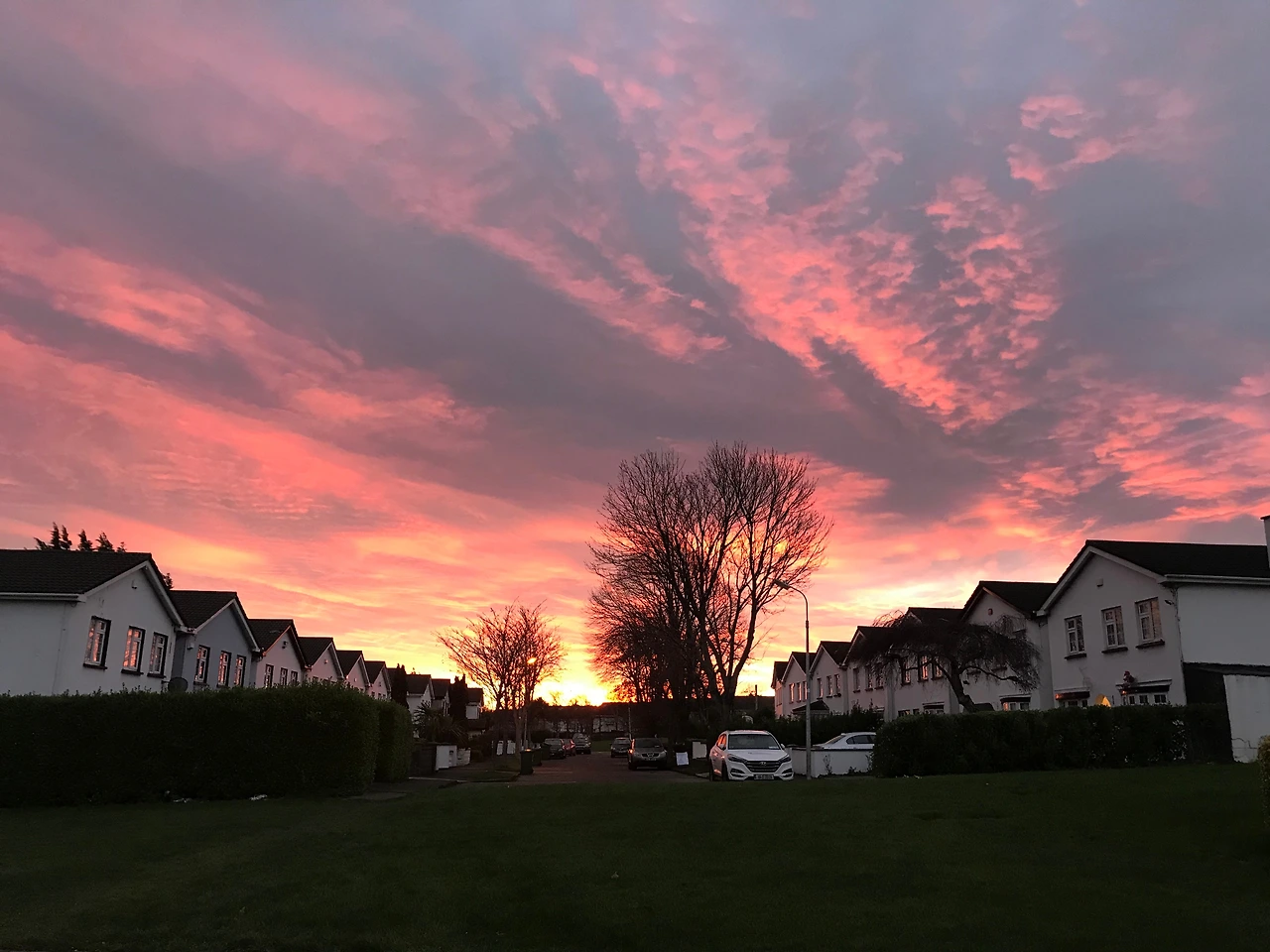 더블린_해지는 풍경.jpeg