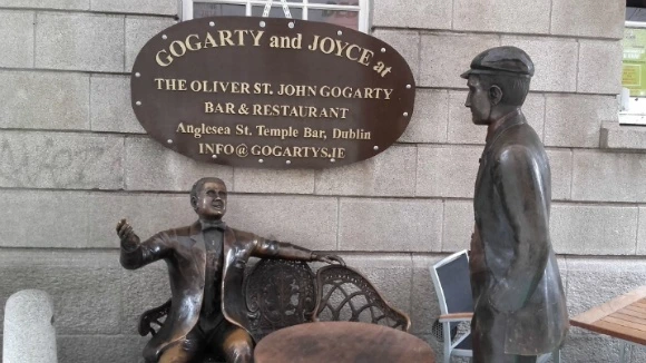 9989883359CB82A40E4B61