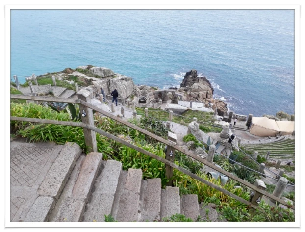 9933FB3E5A3ED24F13D770