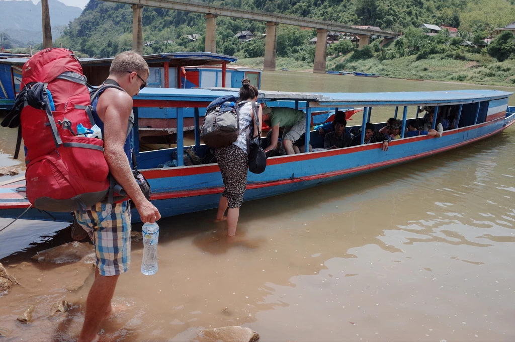 26079538556B247F31598F