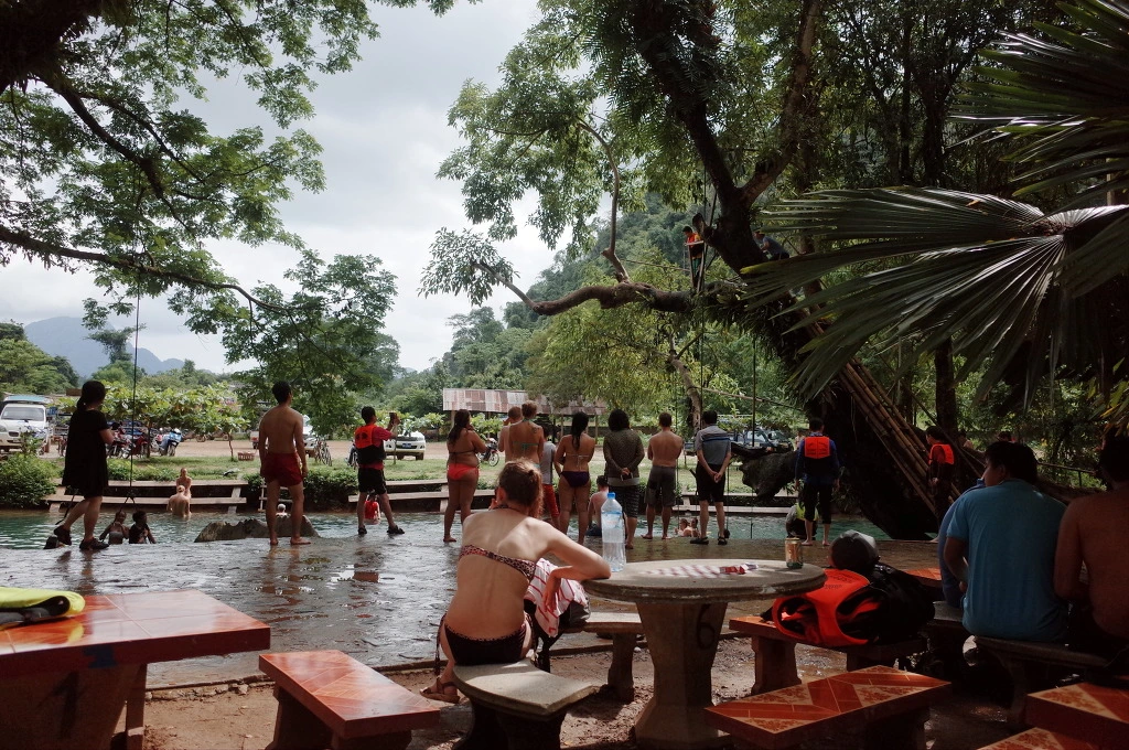 2112BC365565D76B167010