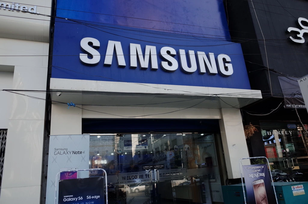 2379B846556D89BF3327E3