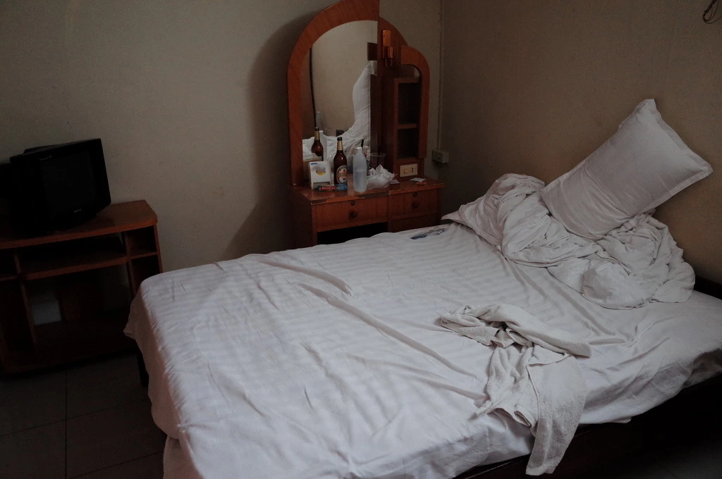 2445C4405561F19F281526