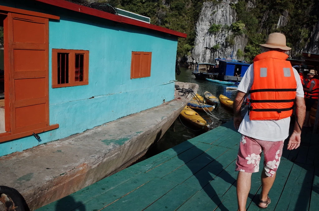 216BFA44557A36D314AFCB