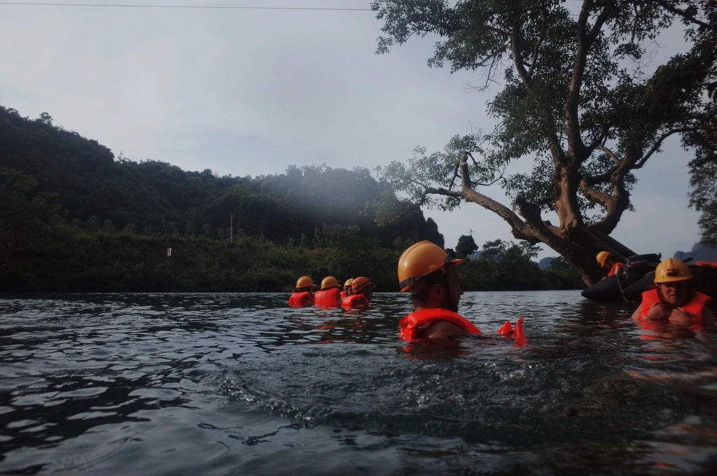 2768B140557ECEC725AE01