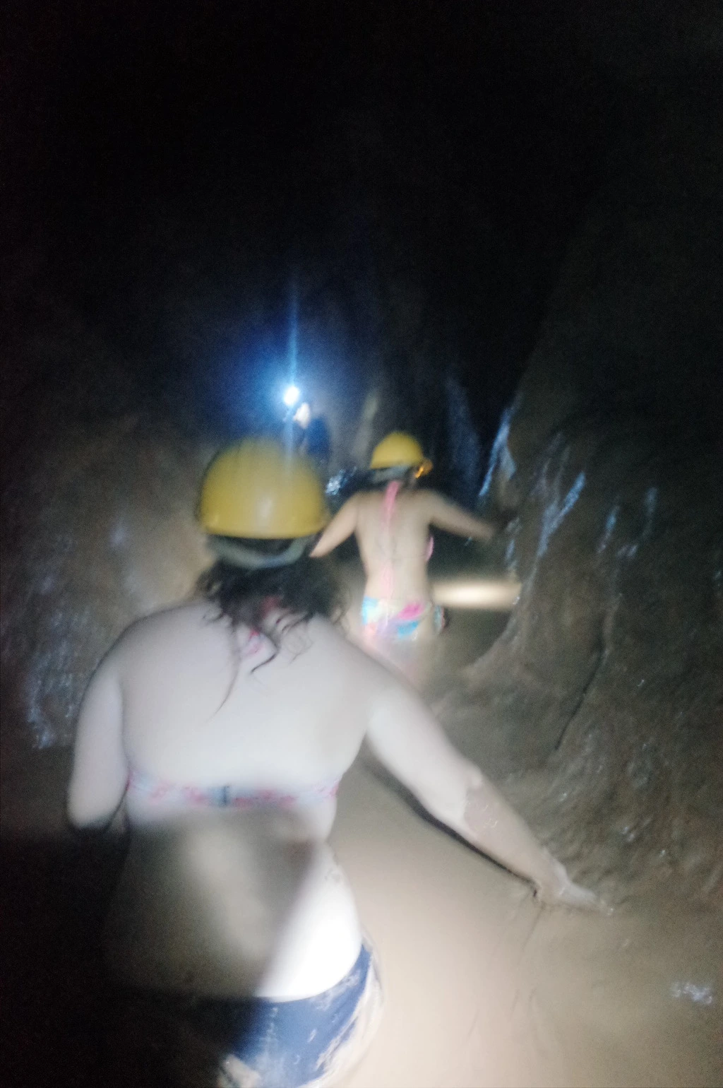 243FF236557ED0A919403E