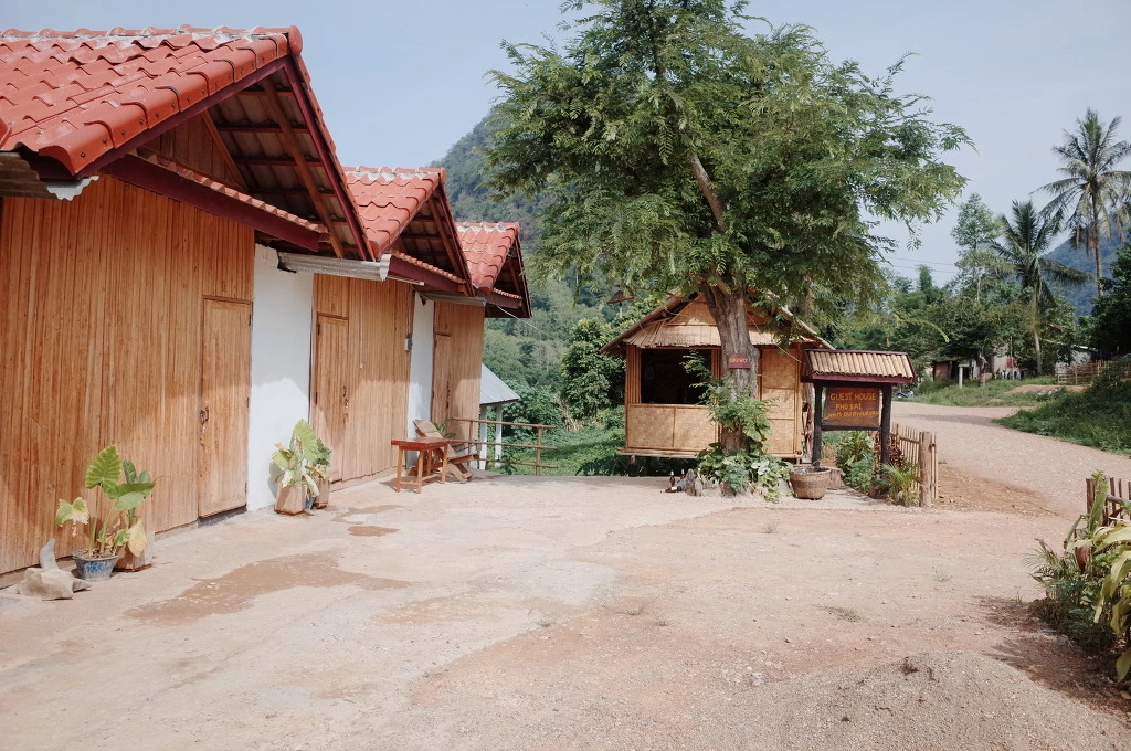 2105AC3E556B23C10BA1CD