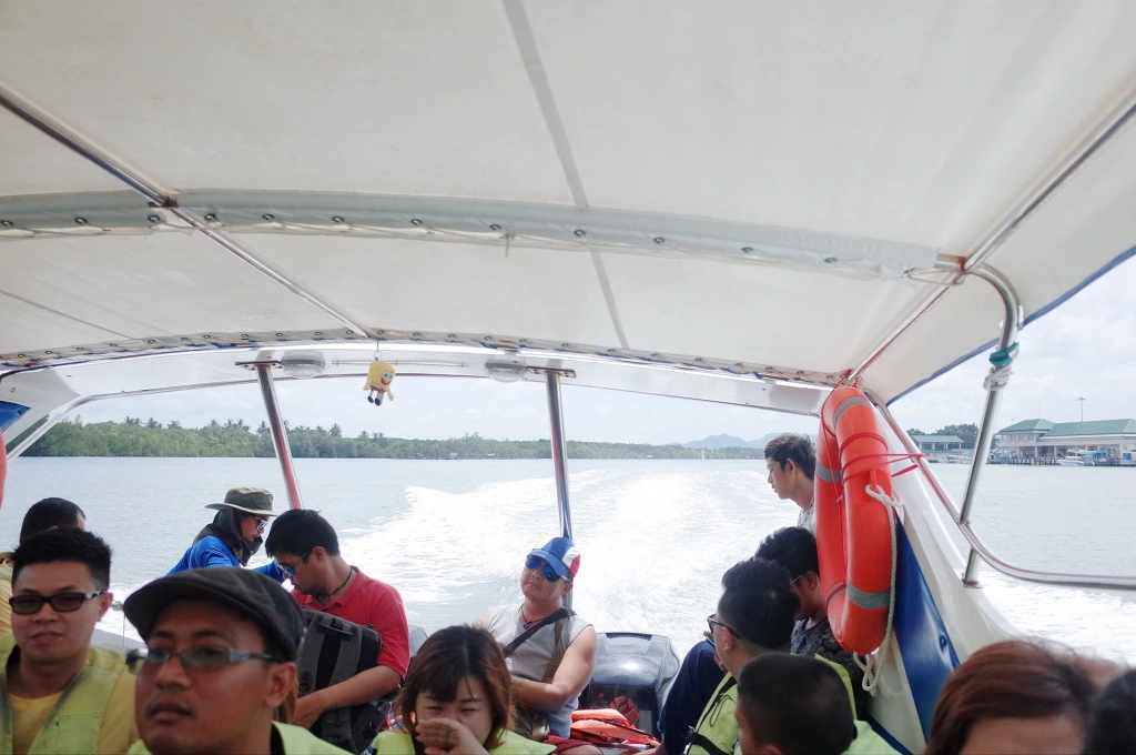 216AEA3E555DF9E822848B