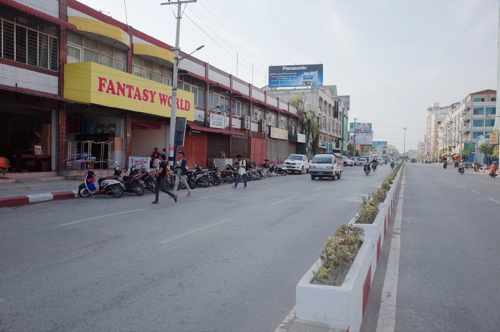 22181544556D898B15BF1D