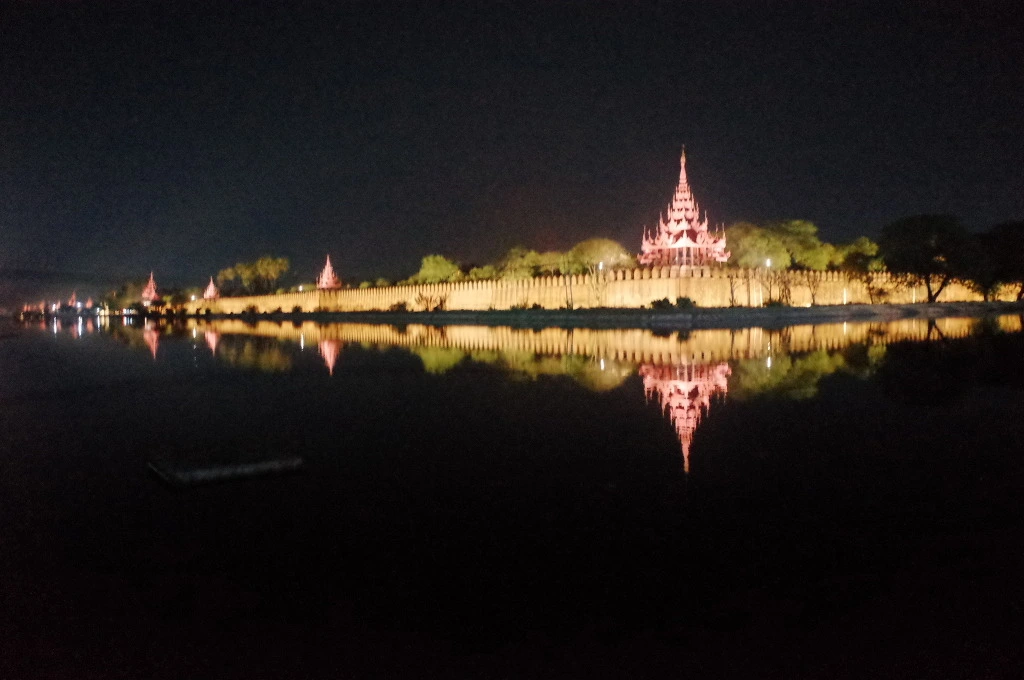 2329523D556D8AF321BC69