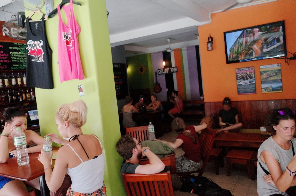 26717846557FB2002B9C02