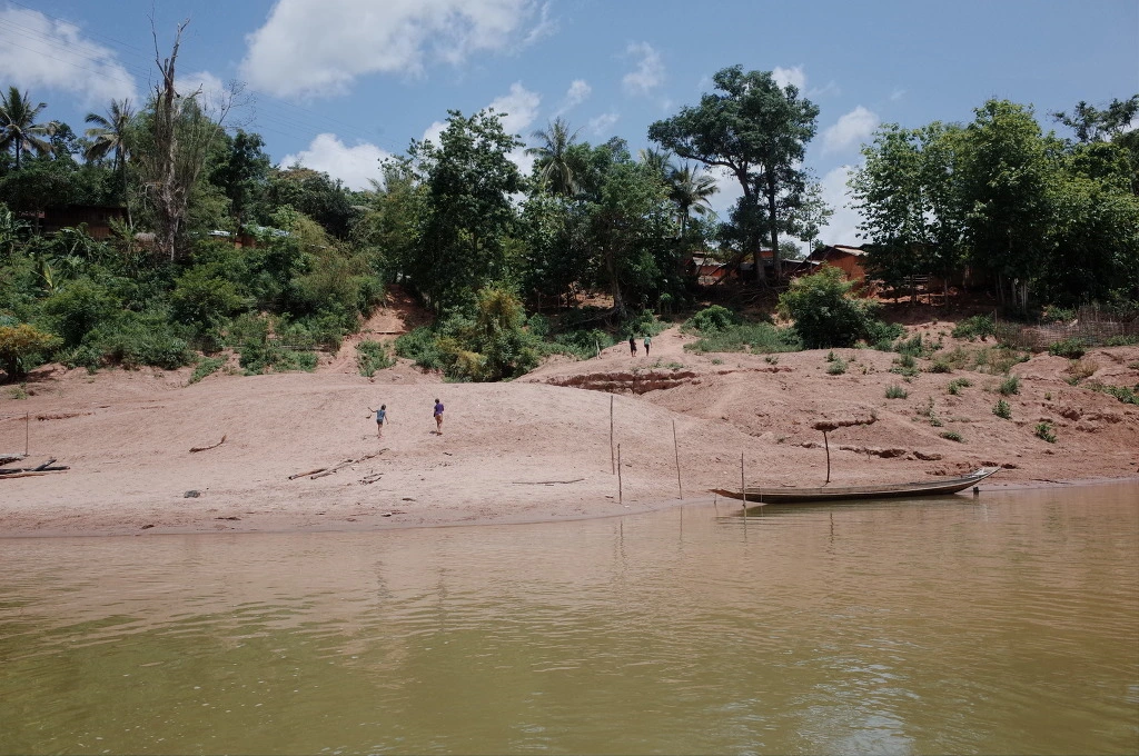 21309433556F1E44212710