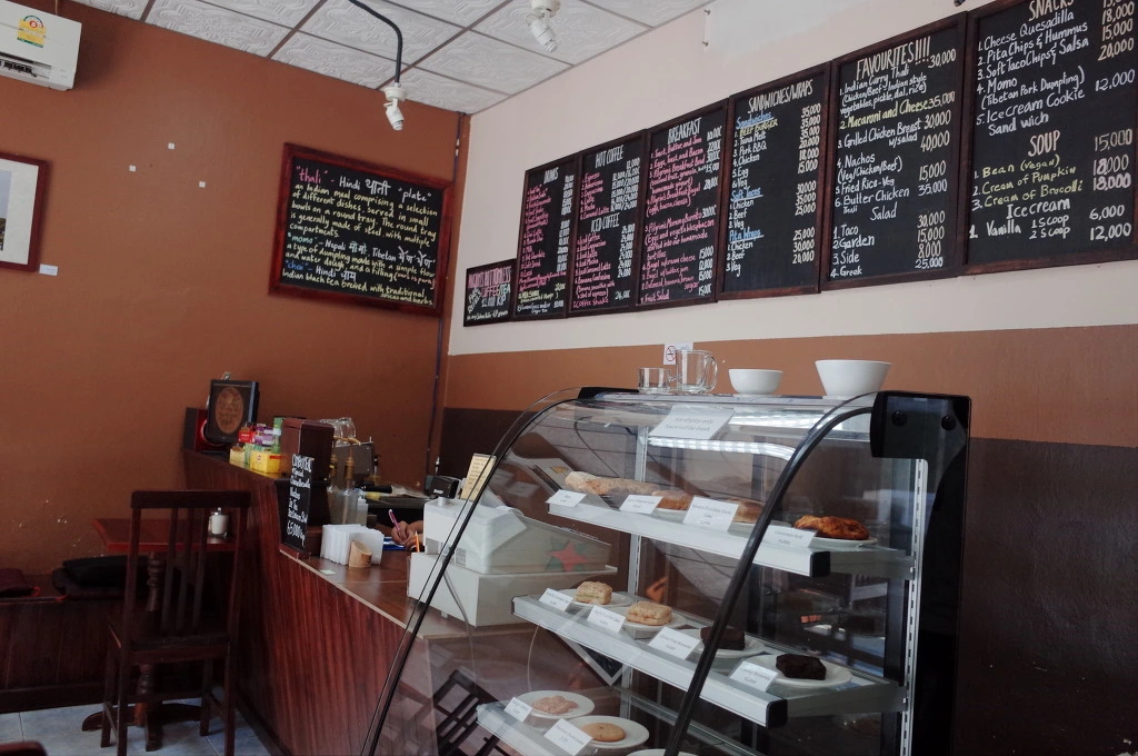 225E0E39556A55B810BAFC