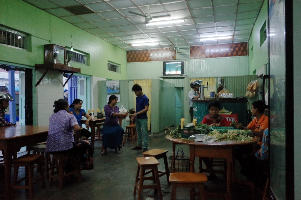 22768141556D811F0D6180