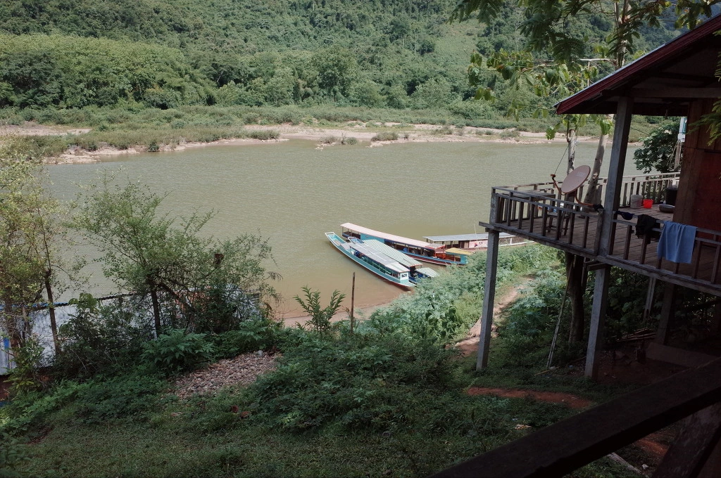 275F7E41556F1B120EC05A