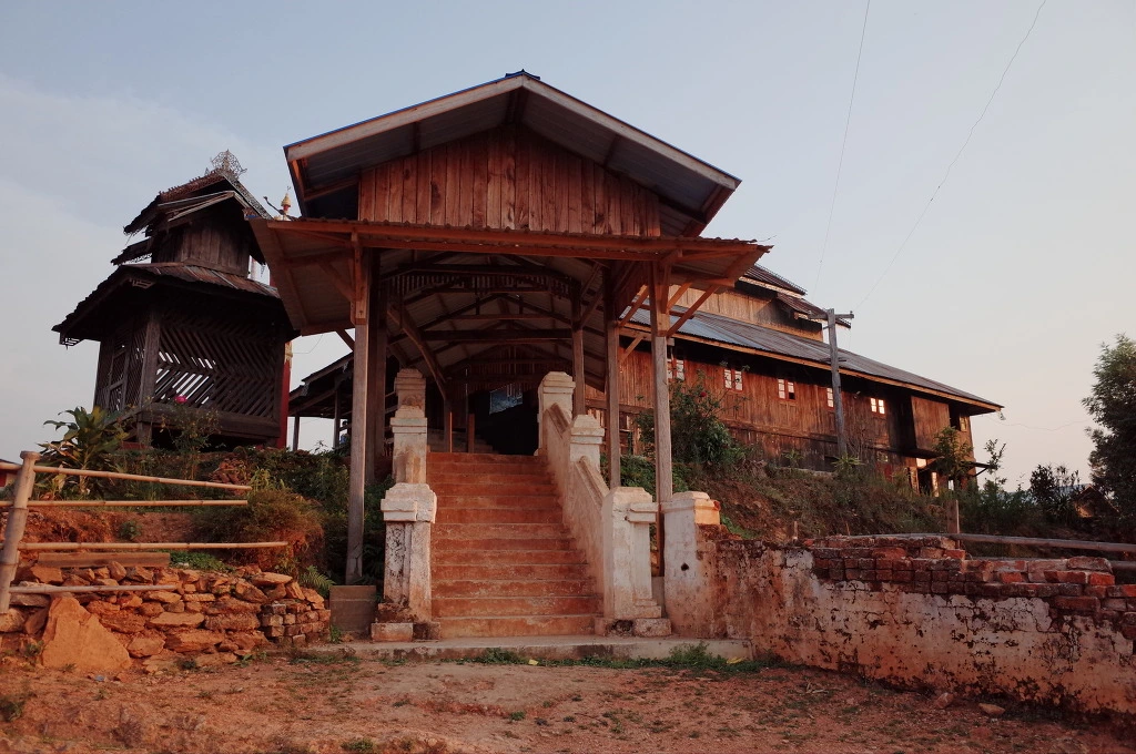 2647D239556BC7B00A131A