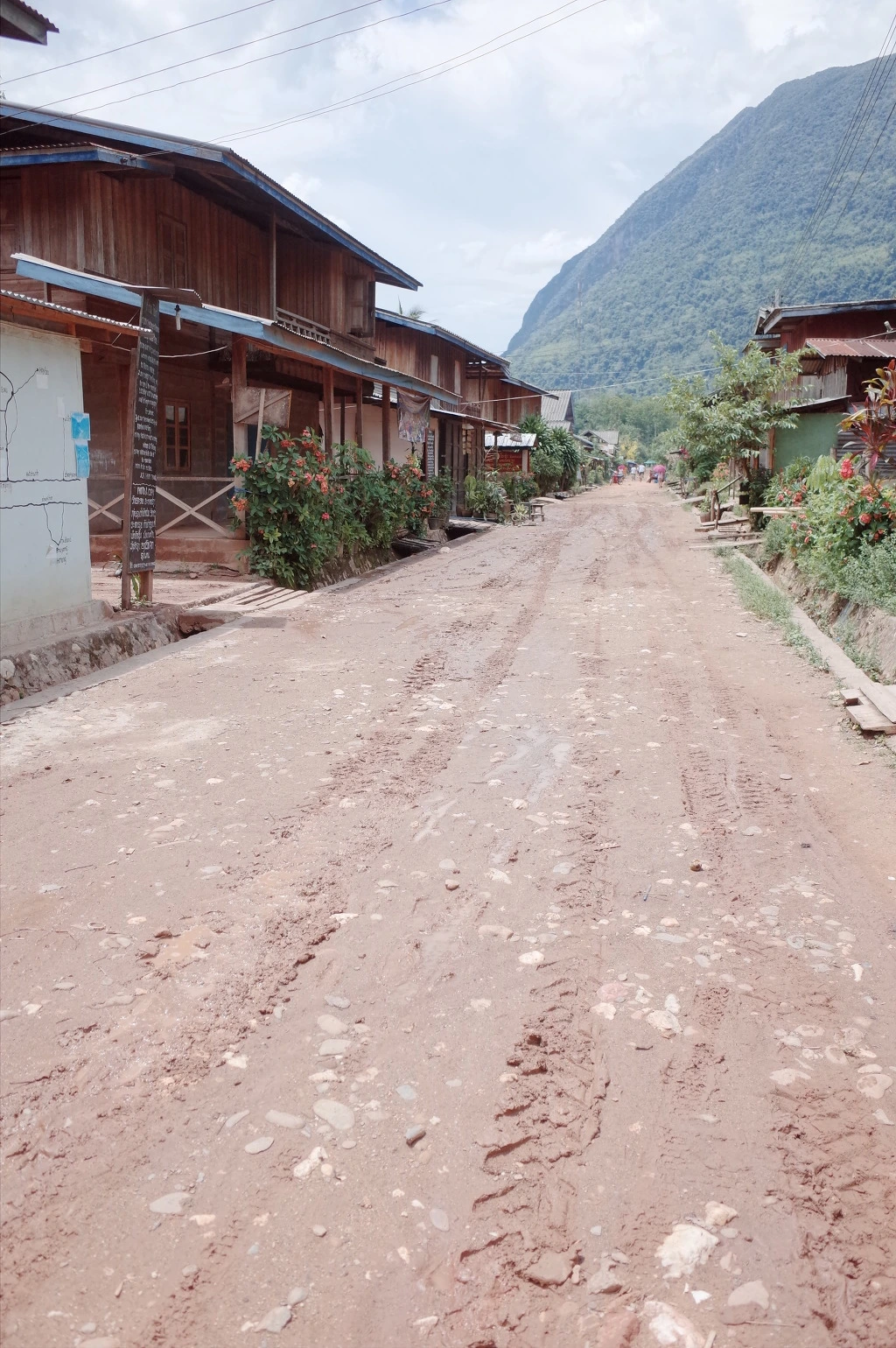 275A8D40556C749D2AFB2A