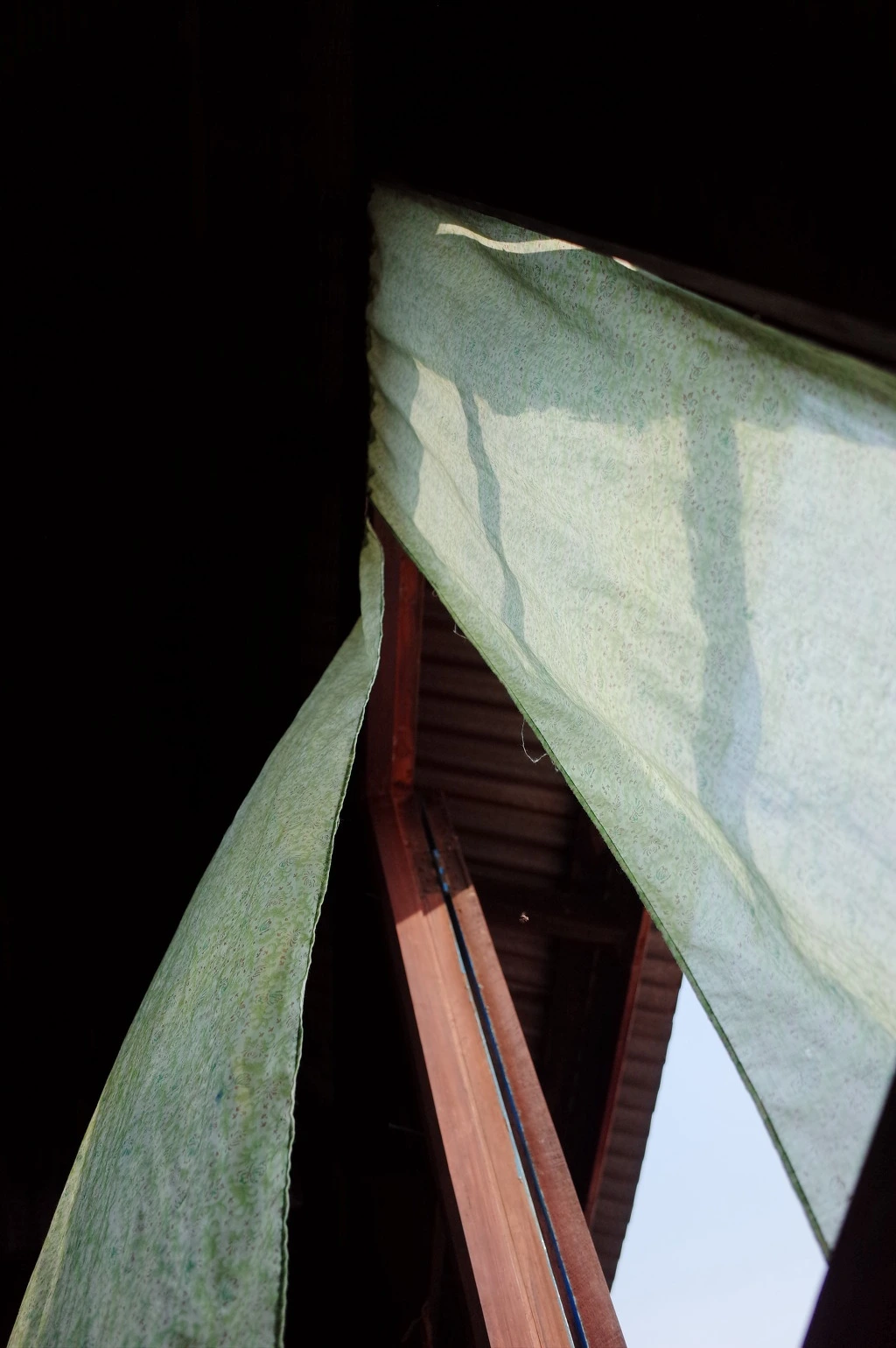 25266F37556BC76D1DE420