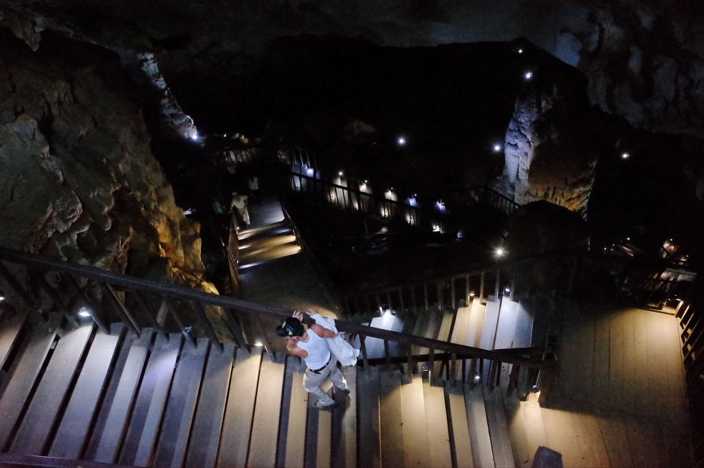 211AA43A557ECACA082AB9