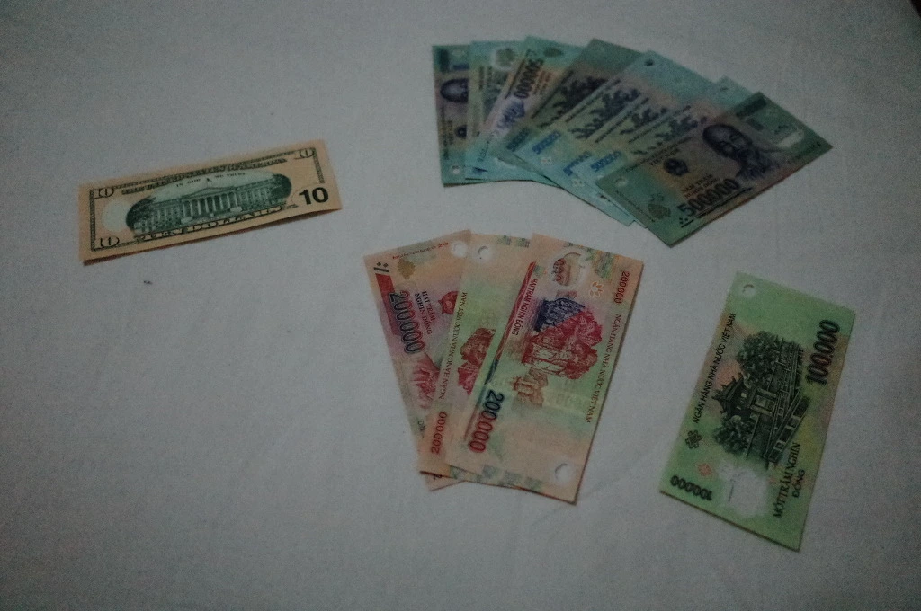 265FE641557CE8FB1AFB80