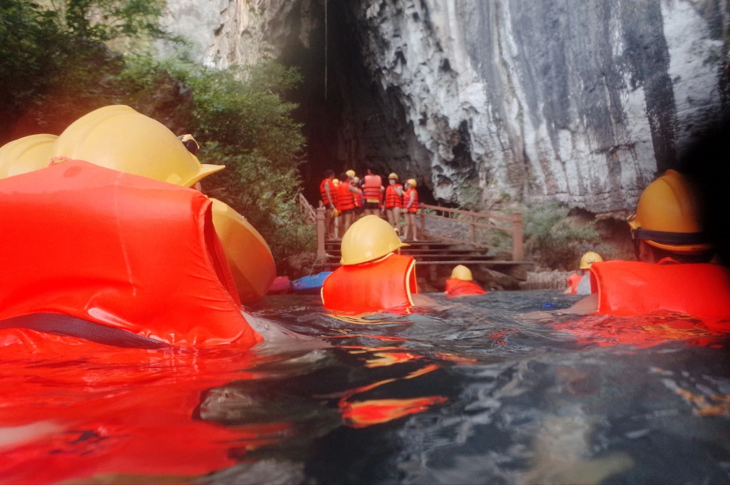 26334043557ECEF21627A3