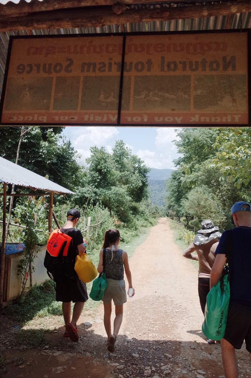 2118E23F5563672A15C6F6