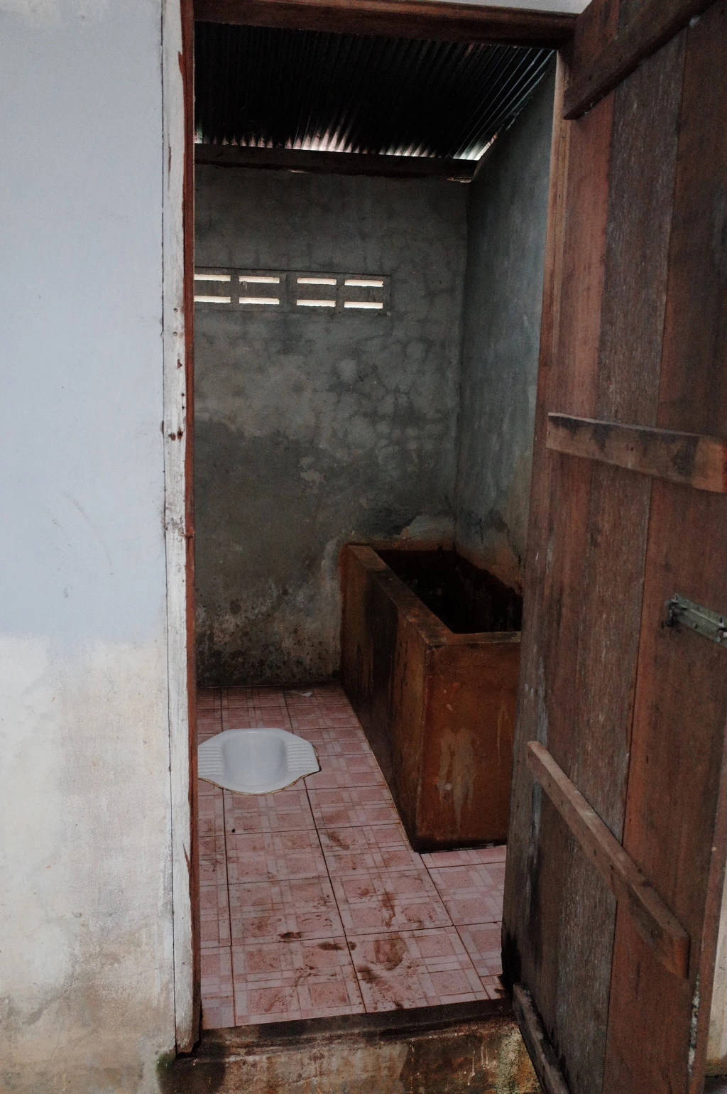 22052A395554F0AA29B061