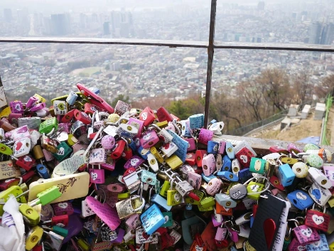 party_bucket_namsan_tower_namsan_republic_of_korea_n_seoul_tower_seoul-904885.jpg!d