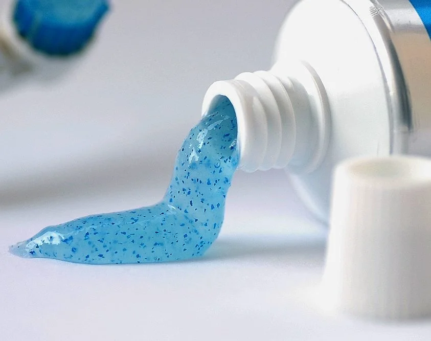 plastic_toothpaste_microbeads.jpg?type=w1200