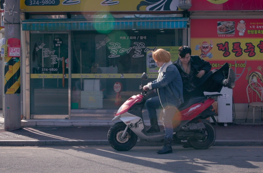 movie_image.jpg?type=m886_590_2