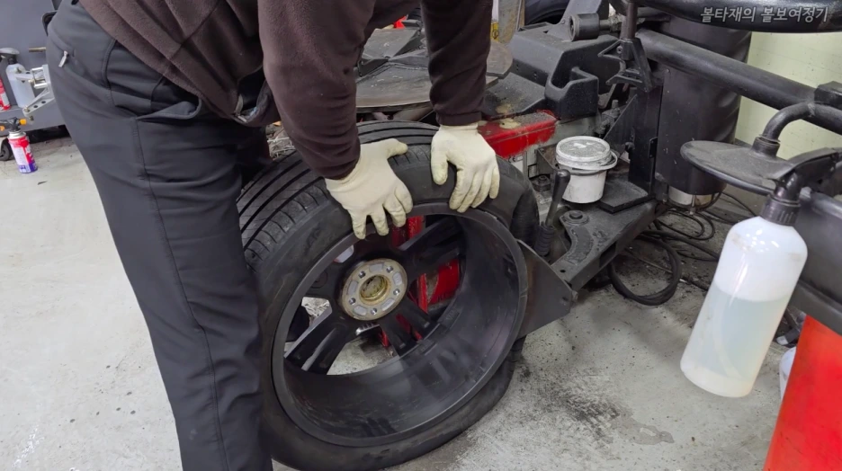 14_%EA%B8%B0%EC%A1%B4%ED%83%80%EC%9D%B4%EC%96%B4%EB%B6%84%EB%A6%AC.png?type=w1