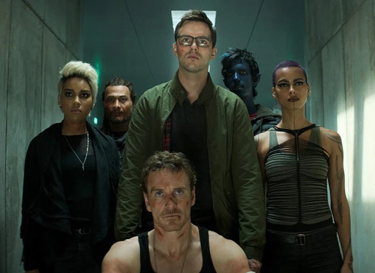 MV5BMjM4NzE5NzM1Nl5BMl5BanBnXkFtZTgwNzA3MzM1NzM._V1_SX1777_CR0,0,1777,744_AL.jpg?type=w773