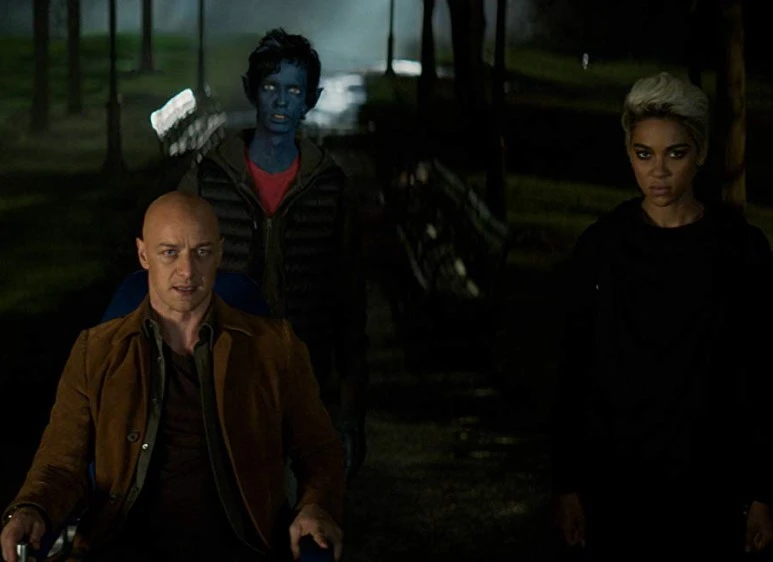 MV5BMTk2OTMzMjI3MF5BMl5BanBnXkFtZTgwMzk1NDI0NjM._V1_SX1777_CR0,0,1777,744_AL.jpg?type=w773