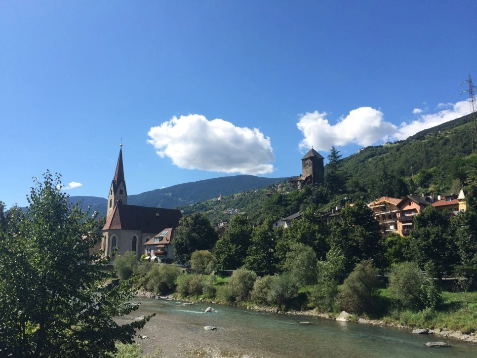 P20150908_141214028_4AECBCFB-B3B2-4861-896F-C285BA601321.JPG?type=w966