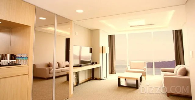 2019080780164_2.jpg?type=w1200