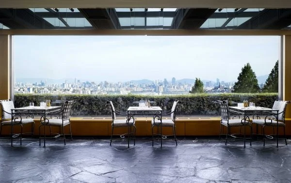 %EA%B7%B8%EB%9E%9C%EB%93%9C%ED%95%98%EC%96%8F%ED%8A%B8%EC%84%9C%EC%9A%B8.jpg?type=w1200