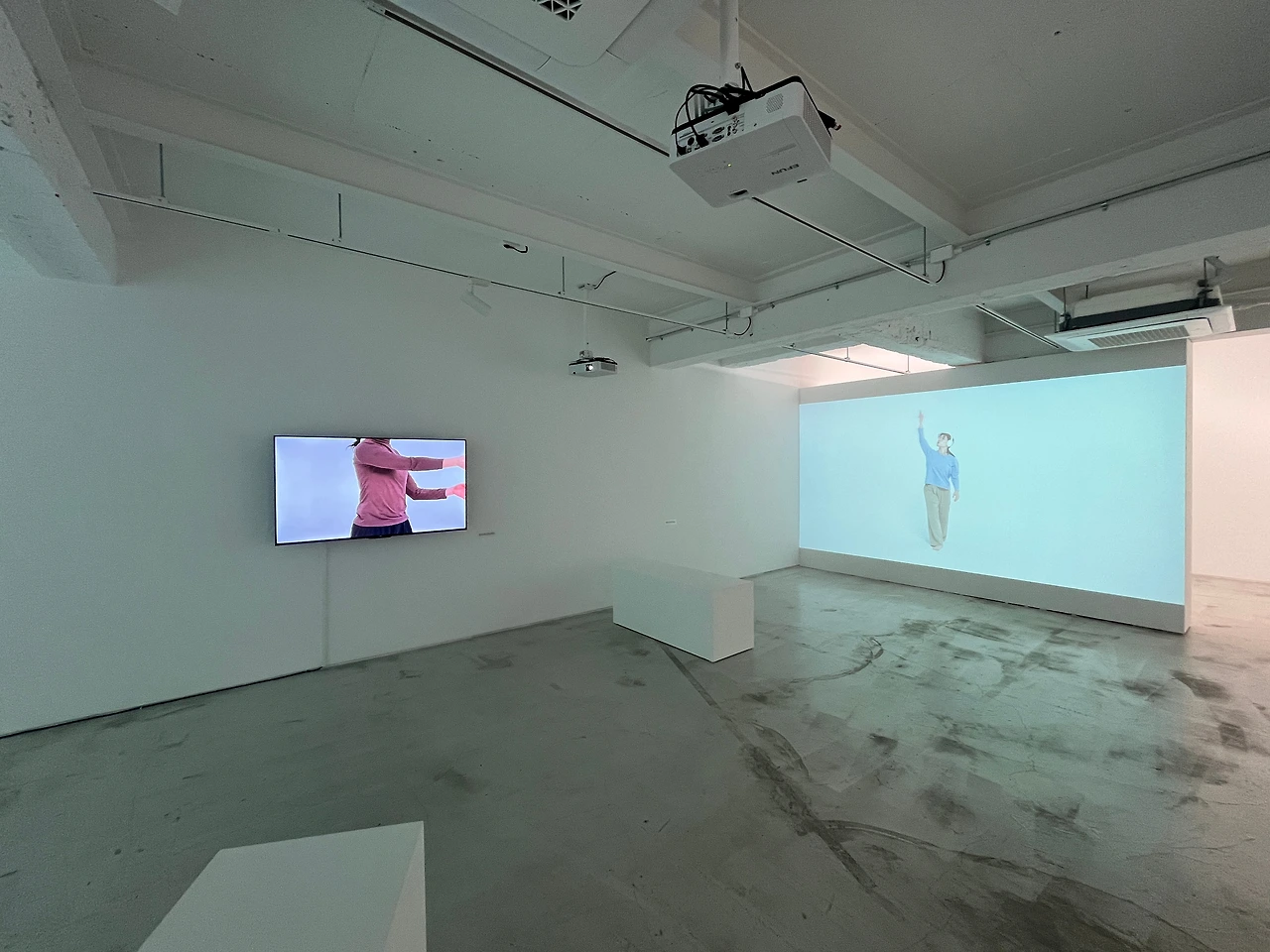 7.농사짓는 몸_ 듣는 산책_ 본인제공.JPG