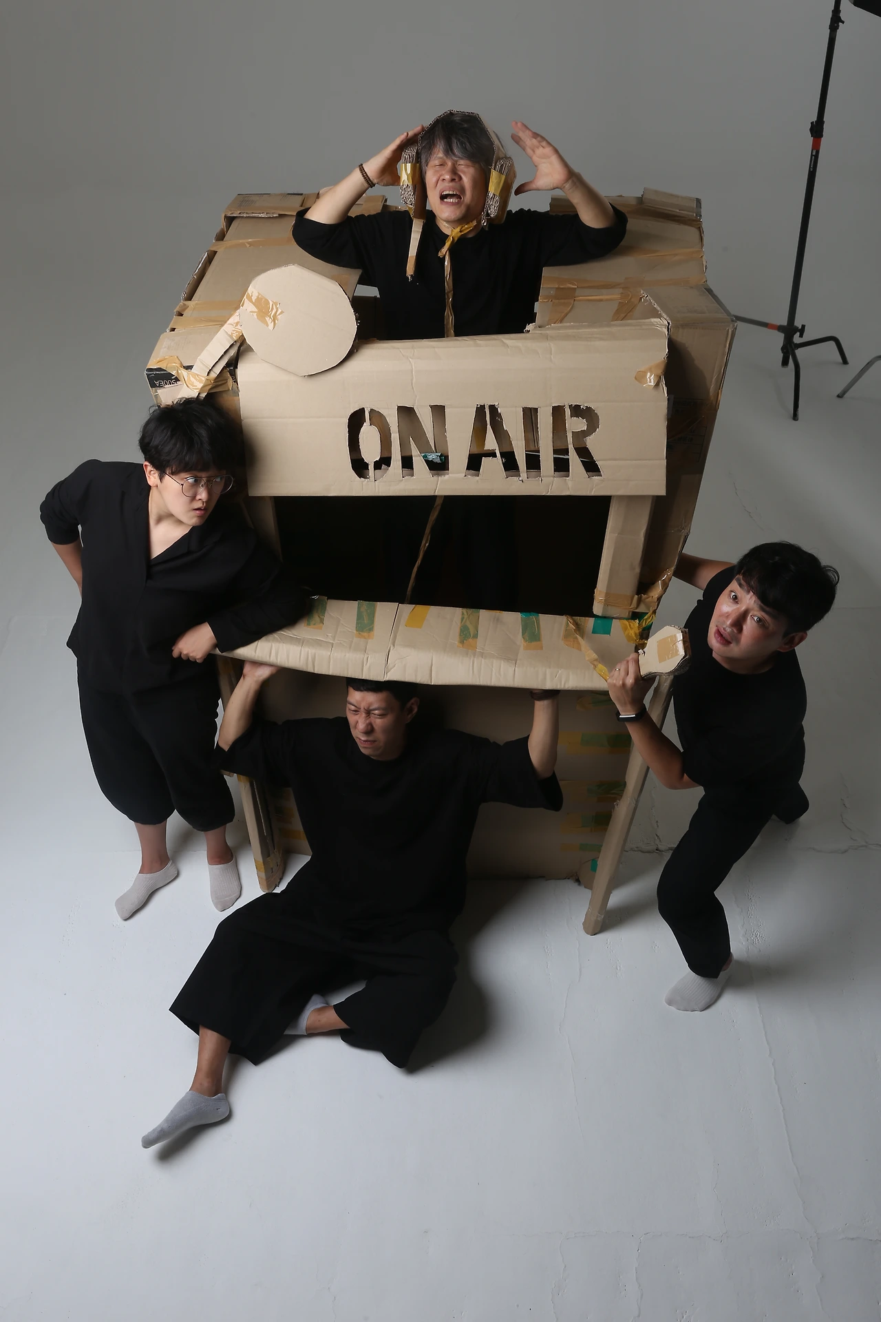 웃기는 어둠 이미지1.JPG