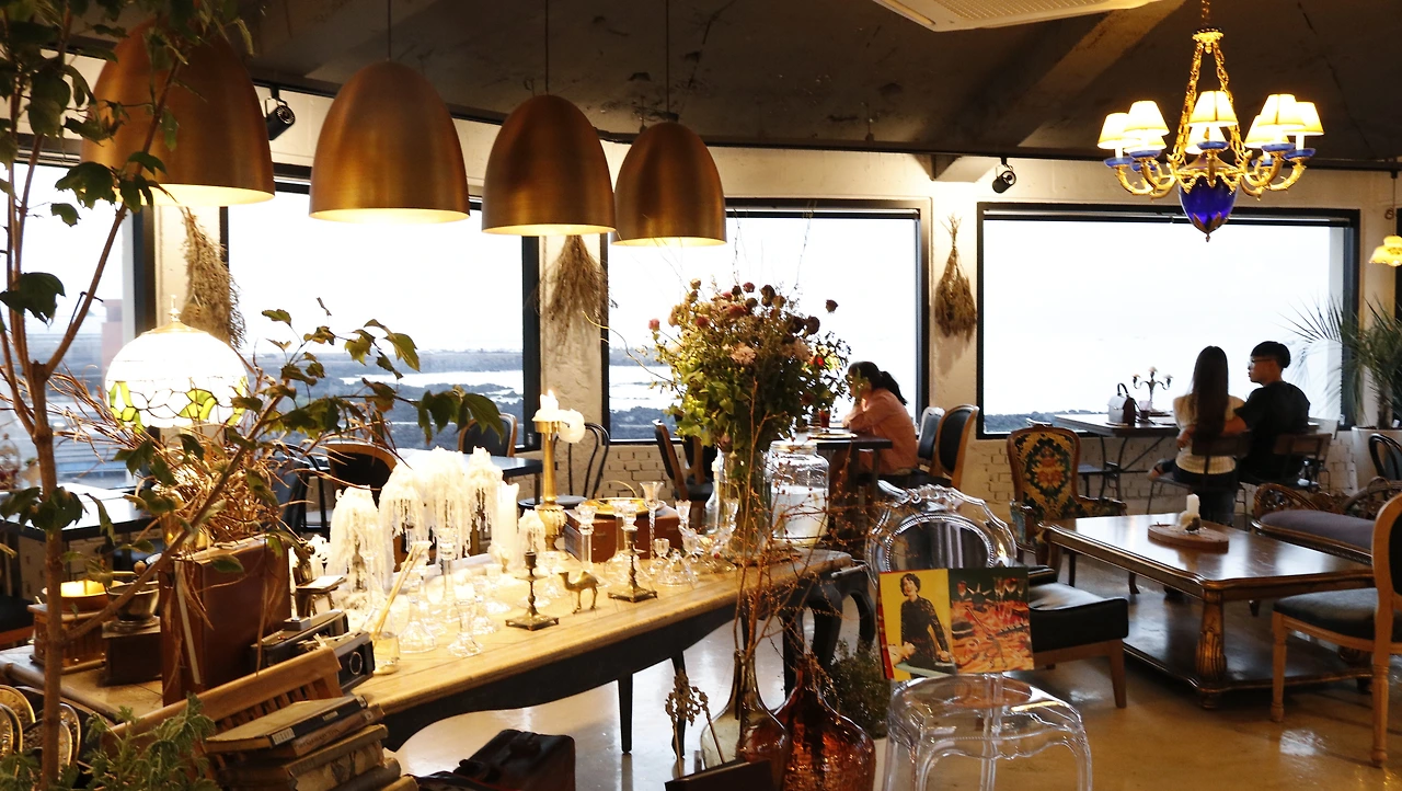 니모메빈티지라운지 (1).JPG