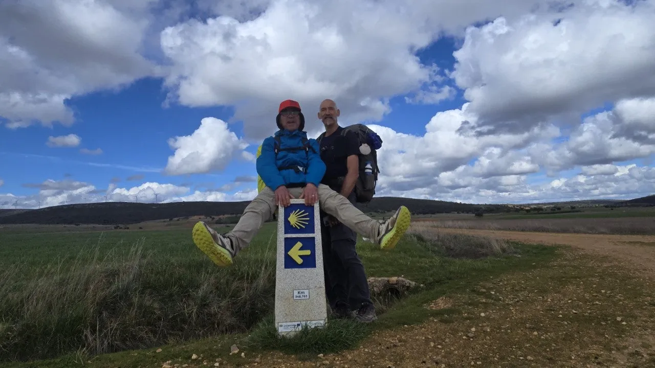 h_cd1Ud018svc2bxb1upckgg0_towmqu.jpg?type=e1920_std