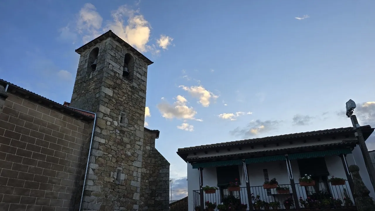 0_8bhUd018svcqm2u9uks8mtr_towmqu.jpg?type=e1920_std