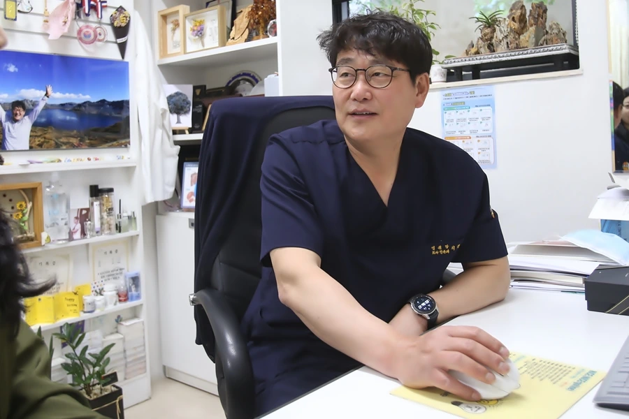 2 이천환 병원장.JPG