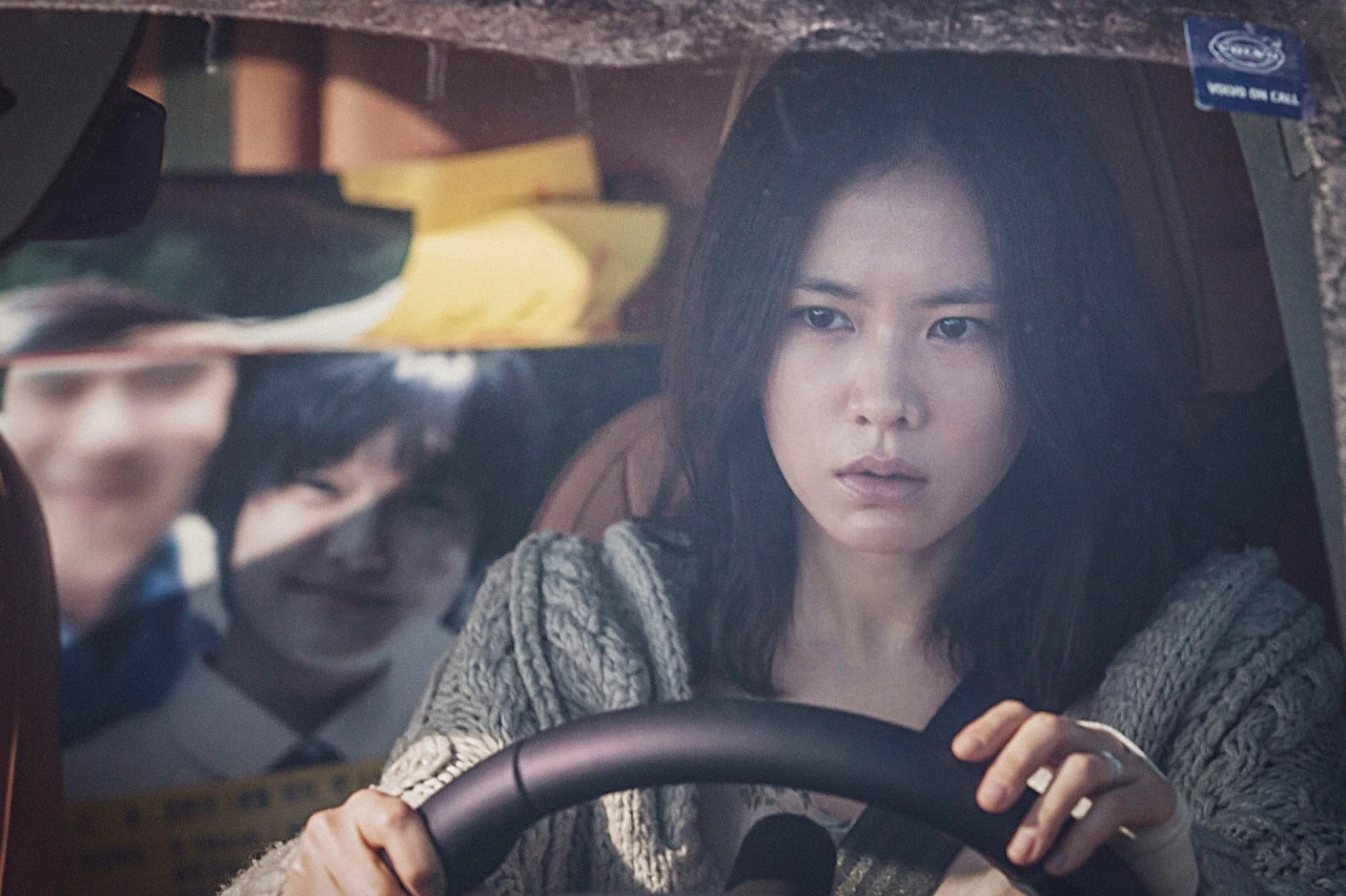 비밀은없다손예진.jfif