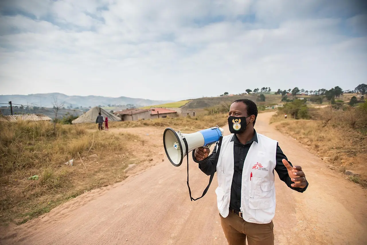 eshowe_hiv-aids_covid_medical_care_.jpg?itok=hrIK5ZgC