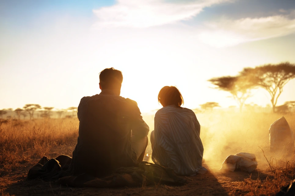 u2729933882_A_realistic_cinematic_photo_of_a_Korean_man_and_w_bdeabd08-b43d-.png?type=w966