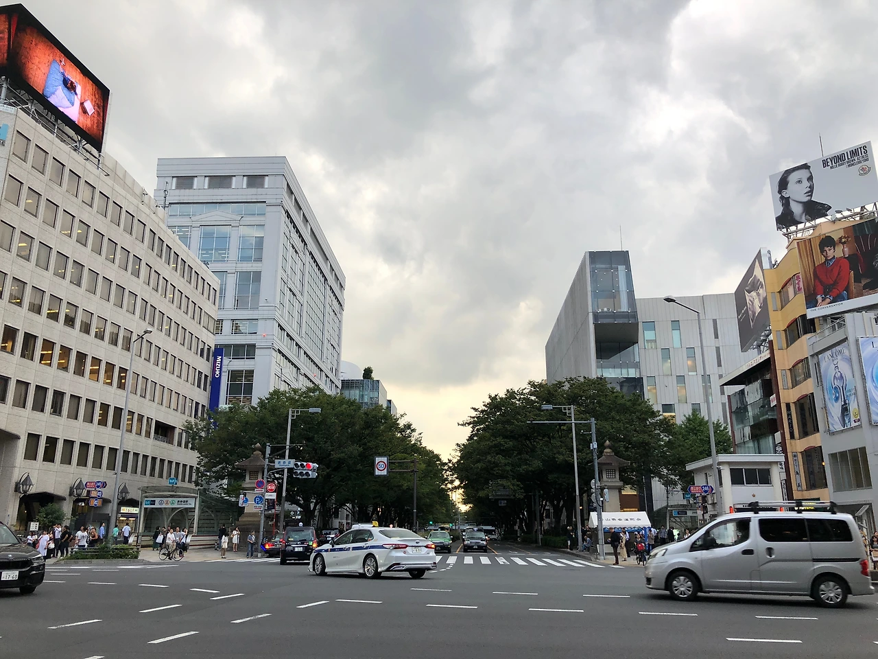 오모테산도 교차로_2018-09 (3).JPG