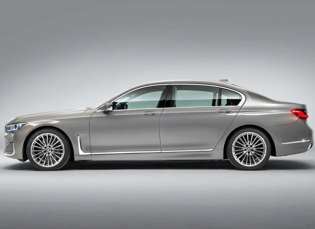 2020 BMW 7 (10).JPG