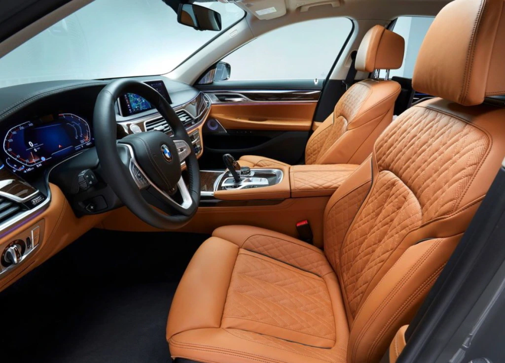 2020 BMW 7 (12).JPG