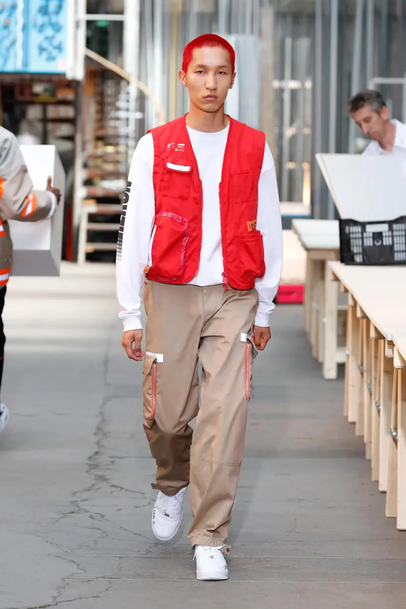 https%3A%2F%2Fhypebeast.com%2Fimage%2F2018%2F06%2Fheron-preston-spring-summer-2019-02.jpg?q=75&w=800&cbr=1&fit=max