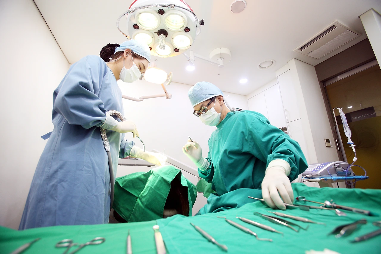 수술 (9).JPG